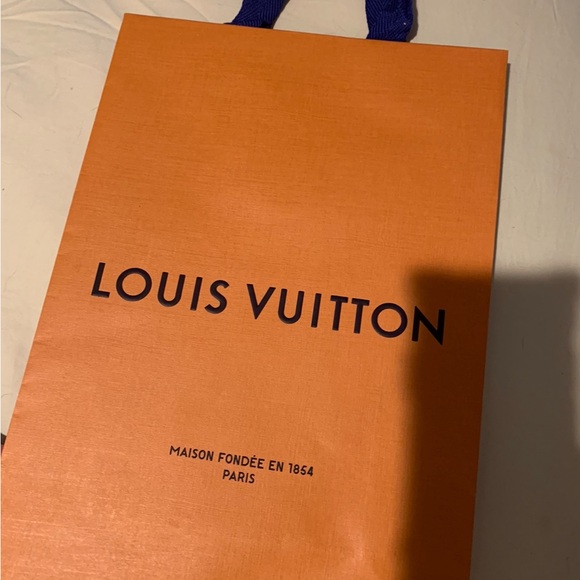 Louis Vuitton Handbags - Louis Vuitton authentic brand new paper bag with handles. Must have!